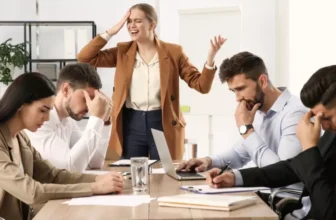 What Are the Signs of a Toxic Work Environment?